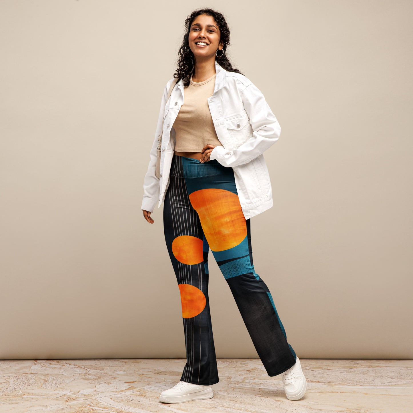 Minimalist Golden Spheres - Flare leggings