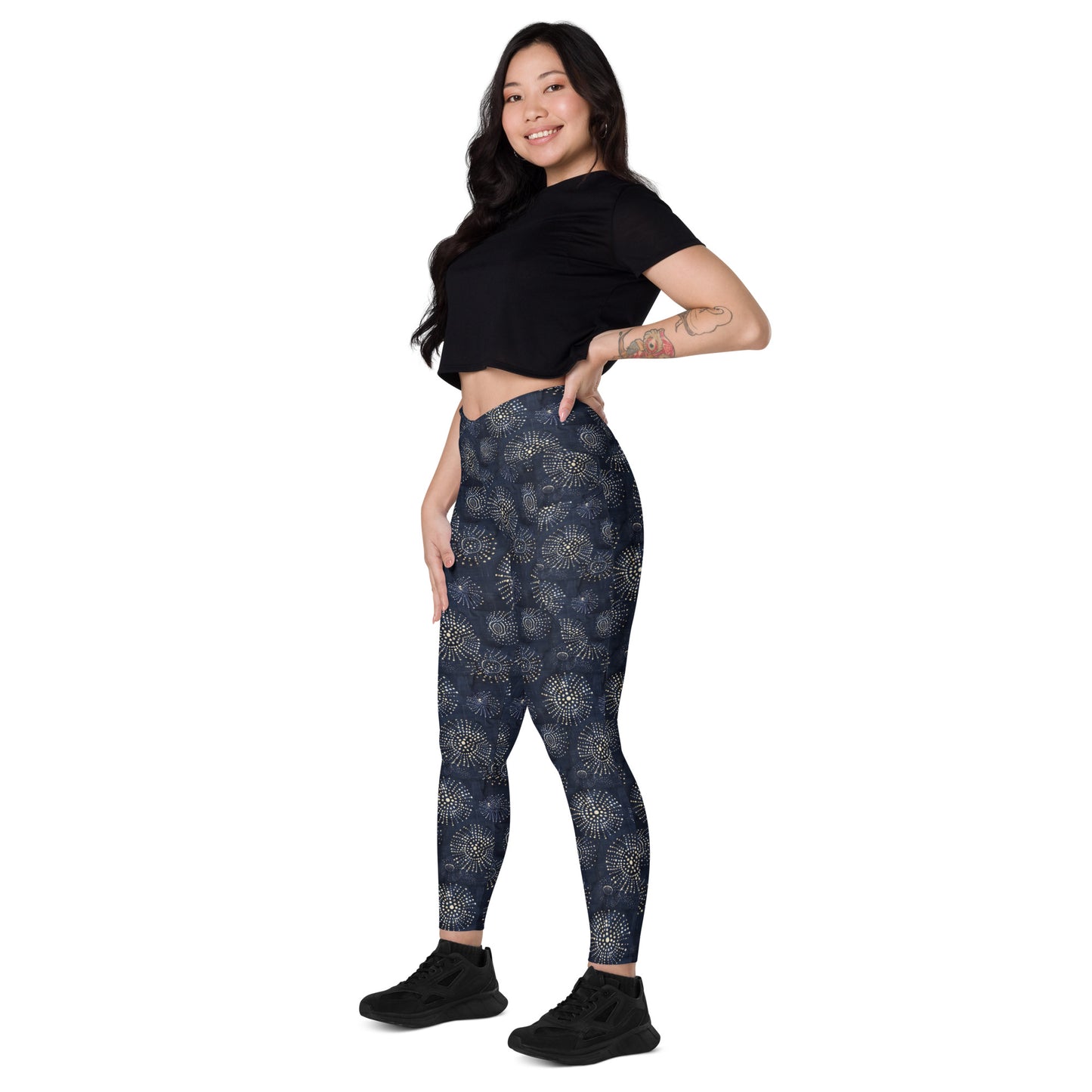 White Florettes on Navy - Crossover leggings with pockets