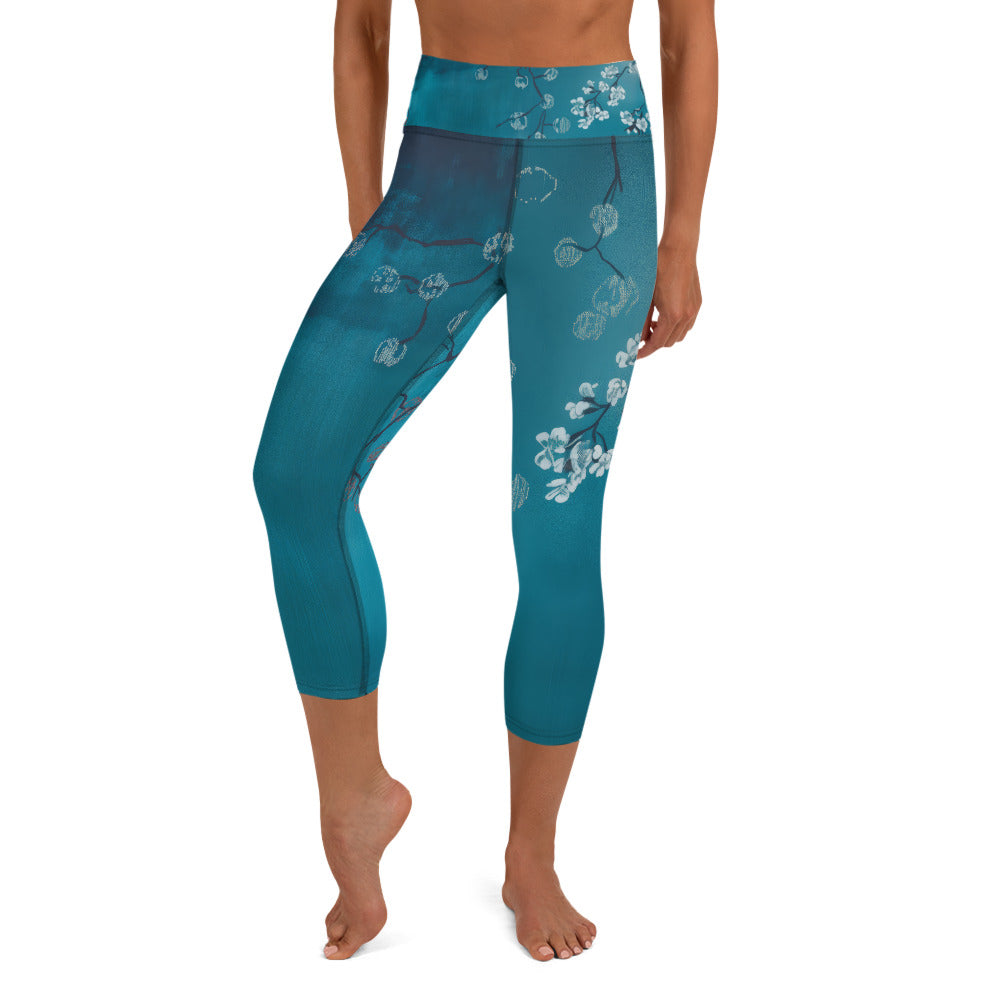 Winter Blossums - Yoga Capri Leggings